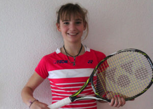 Mara-Guth-Tennis-Sponsor-YONEX-KLeidung_1_2_S_Bericht-Header-12-2015