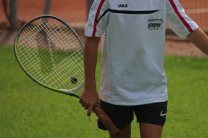 U12-UTHC-Tennisschläger