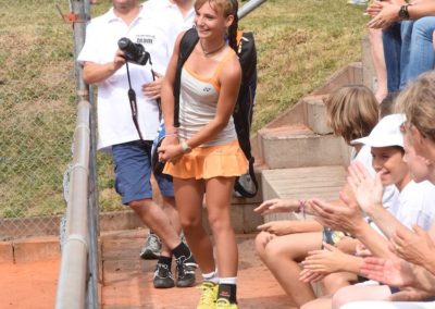 Mara Guth: UTHC-Tennis-Charity-Event-2016
