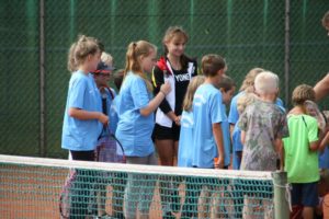 Mara-Guth unterstützt Tennis Jugendarbeit beim TUS Steinfischbach_4827