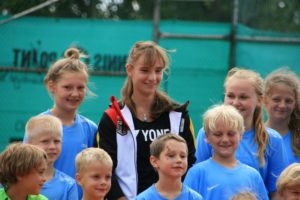 Mara-Guth unterstützt Tennis Jugendarbeit beim TUS Steinfischbach_4832