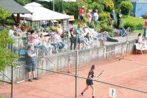 Mara-Guth unterstützt Tennis Jugendarbeit beim TUS Steinfischbach_4864