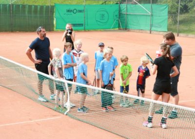 Mara-Guth unterstützt Tennis Jugendarbeit beim TUS Steinfischbach 4870