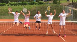 Tennis-U12-Juniorinnen-feiern-Aufstieg_01