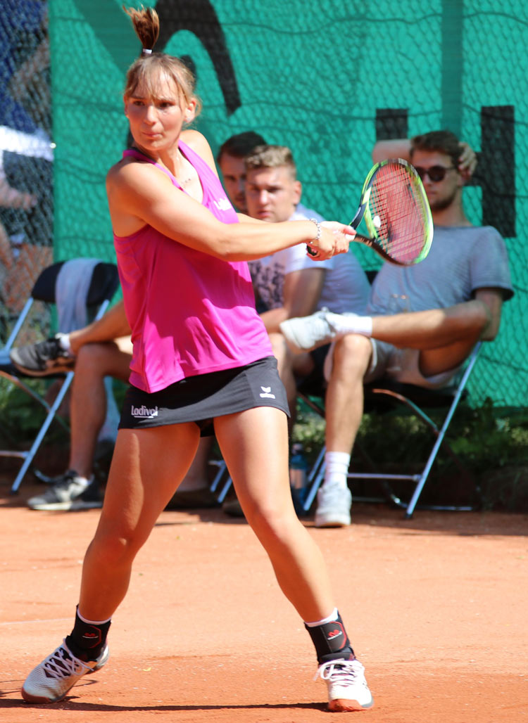 UTHC-Tennis. Mara Guth live in Dresden (Nahaufnahme)