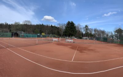 Auf die Plätze, fertig… Weitere Tennisplätze geöffnet.